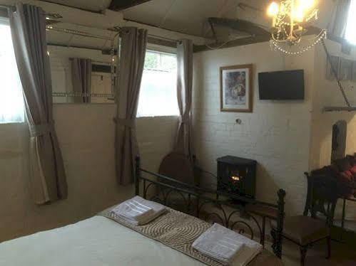 The Bear Inn Bridgnorth Extérieur photo