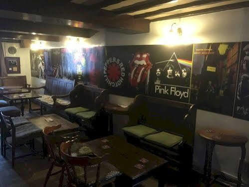 The Bear Inn Bridgnorth Extérieur photo