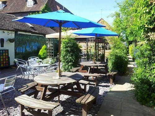 The Bear Inn Bridgnorth Extérieur photo